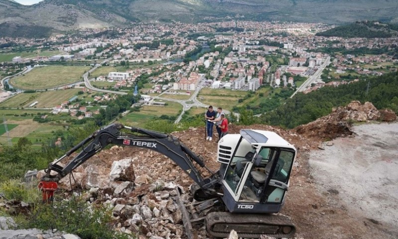 Pogled na grad: Počeli radovi na staklenom trebinjskom vidikovcu FOTO