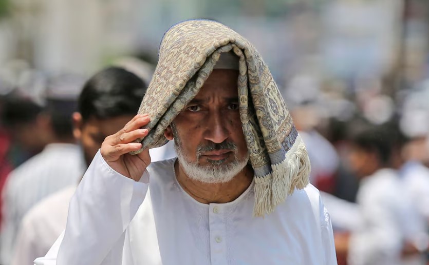 Neizdrživa ljetna vrućina: Više hiljada hodočasnika doživjelo toplotni udar