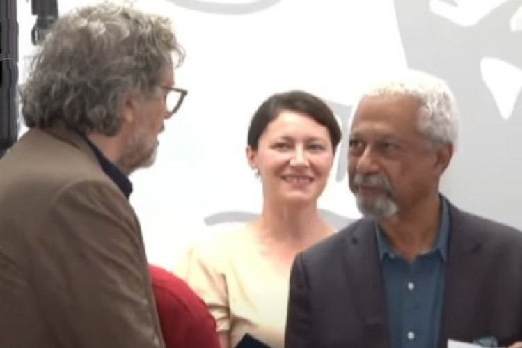 Uručena Velika nagrada “Ivo Andrić”: Dobitnici Abdulrazak Gurna i Saša Radojičić