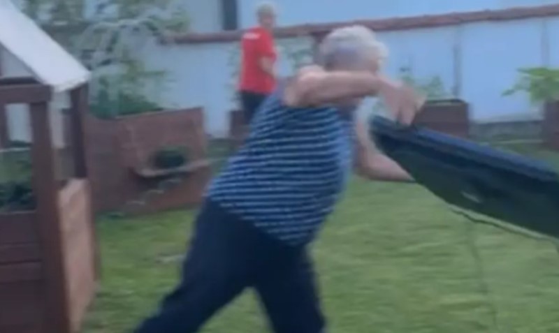 Baka pobjesnila zbog poraza Hrvatske na EP pa izbacila TV: “Еvo ti 3:0” VIDEO