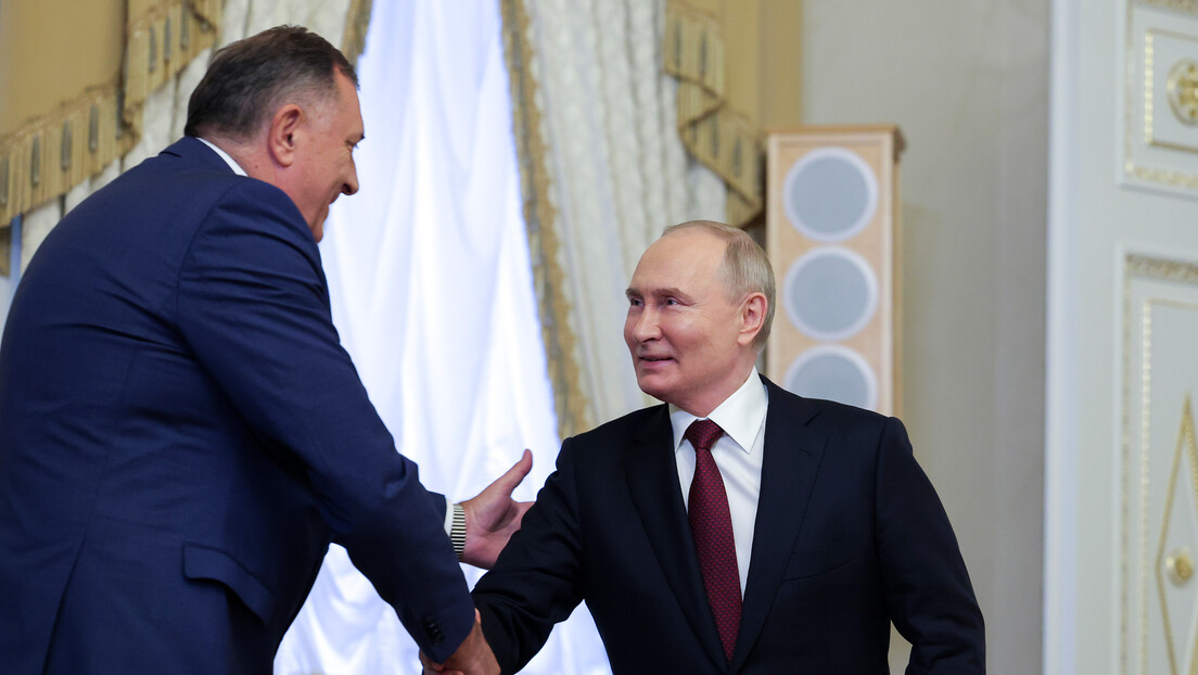 Oglasio se Kremlj: Ukoliko dođe do sastanka Dodika i Putina javnost će biti obaviještena