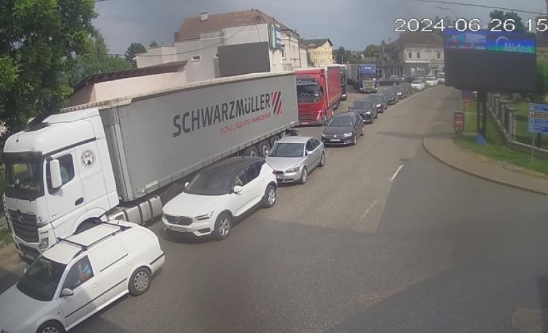 Gužve na izlazu iz BiH: Vozači, strpljivo i oprezno na ovom graničnom prelazu
