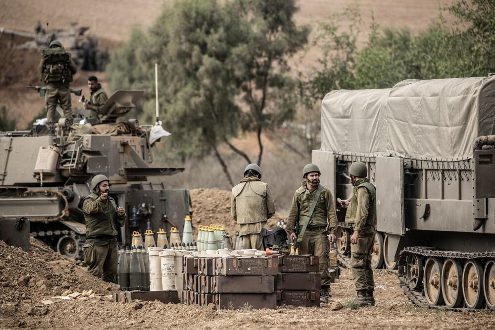 Pojedincima ništa sveto nije! Izraelski vojnik čekićem razbio statuu Isusa, pokrenuta istraga FOTO