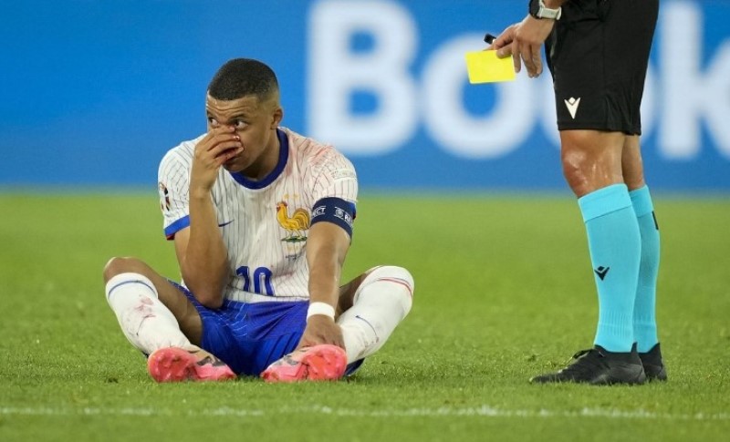 Mbape ne zna zašto ga ne zovu u reprezentaciju: “On se pita”