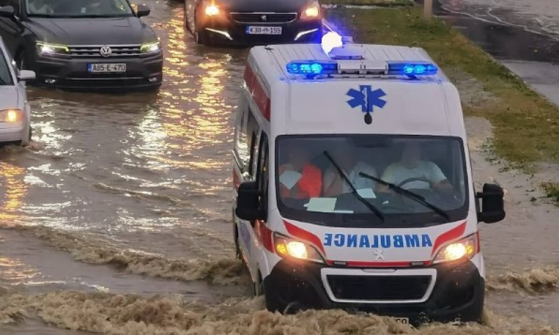 Voda ušla u kuće, vjetar raskrio krovove: Babić o stanju u Banjaluci nakon nevremena
