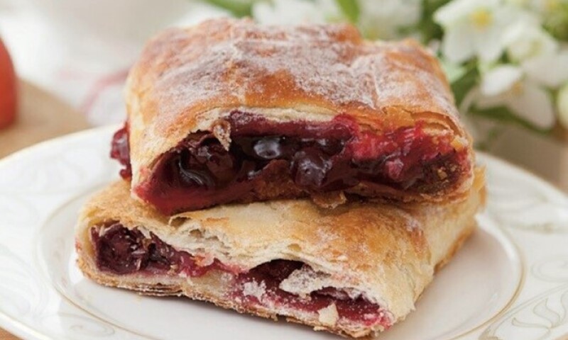 Poslastica dana: Savijača punjena višnjama osvaja sva nepca