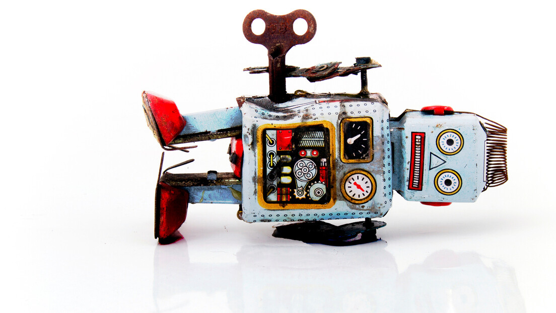 Robot “zaposlen” u gradskoj upravi “počinio samoubistvo”