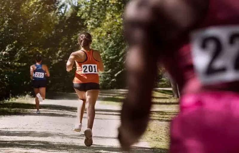 Tinejdžeri se ‘našalili’, pa poslali trkače u pogrešan pravac