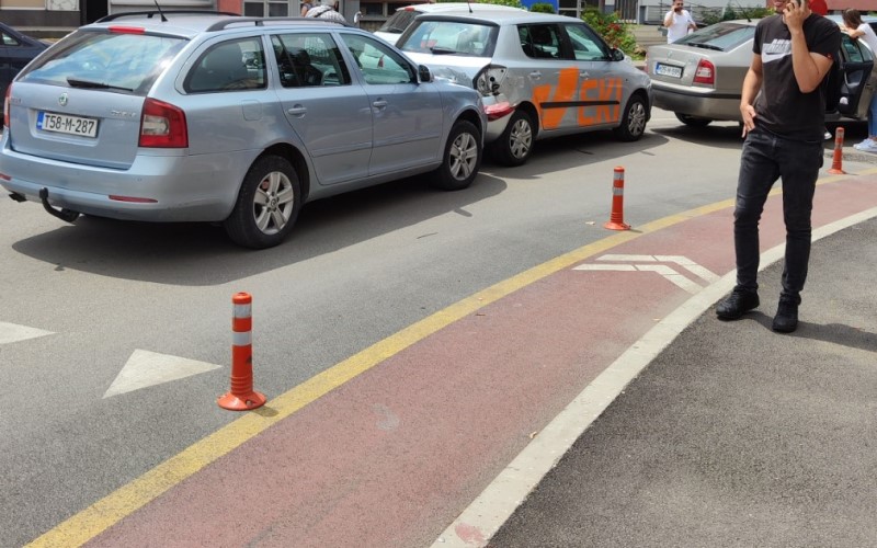 Vozači, oprez: Udes u centru Banjaluke, saobraćaj otežan zbog velike gužve