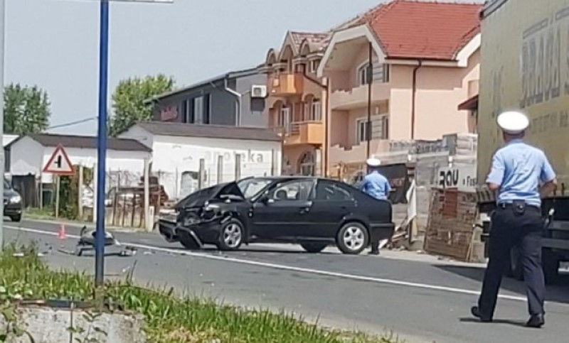 Teška saobraćajka u ovom dijelu Banjaluke: Ima povrijeđenih, policija i hitna na terenu FOTO
