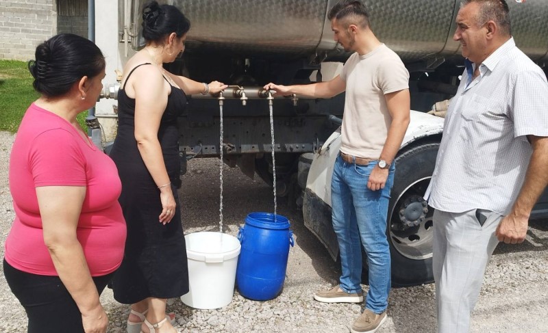 Grad Banjaluka uvjerava: Ekipe konstantno na terenu i dopremaju vodu u cisternama