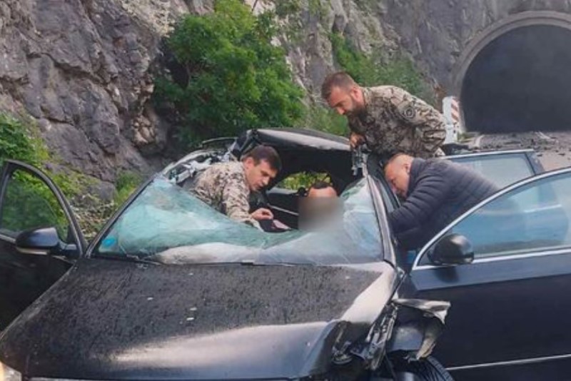 Jedna osoba stradala: Vojnici brzo intervenisali prilikom stravične nesreće u Mostaru