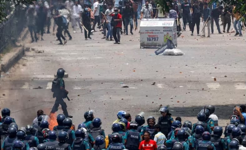 Više od 150 poginulih: Krvavi sukobi između građana i policije VIDEO