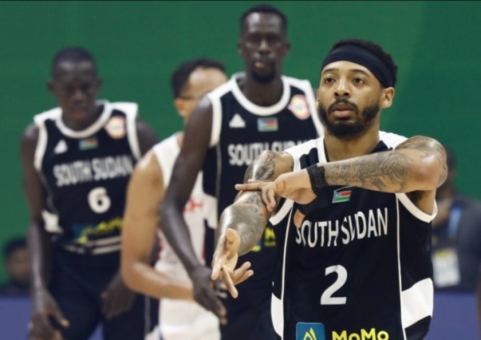 Van terena do kraja godine: Teška povreda Karlika Džonsa natjerala na pauzu