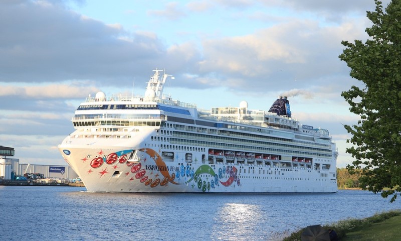 Popila 14 tekila na kruzeru pa pala: Sud joj dodijelio odštetu