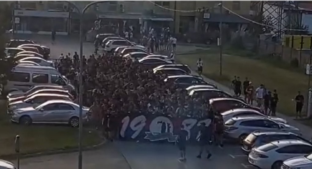 Tribine će biti pune: Pogledajte korteo navijača Borca VIDEO