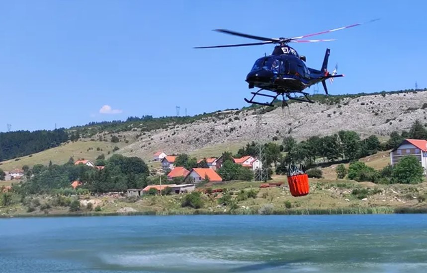 U pomoć pozvan Helikopterski servis: Vatra prijeti kućama u mjestu Do