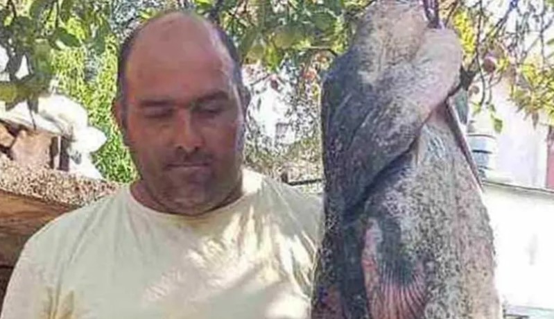 Izvukao grdosiju: Renato upecao u Uni soma teškog 34 kilograma FOTO