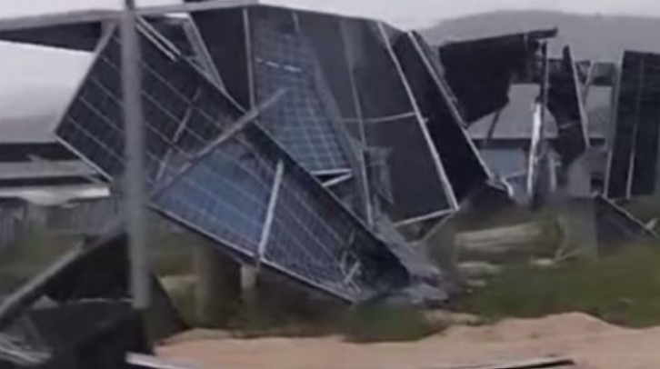 Ogromna šteta: Nevrijeme izlomilo solarne panele u Trebinju VIDEO