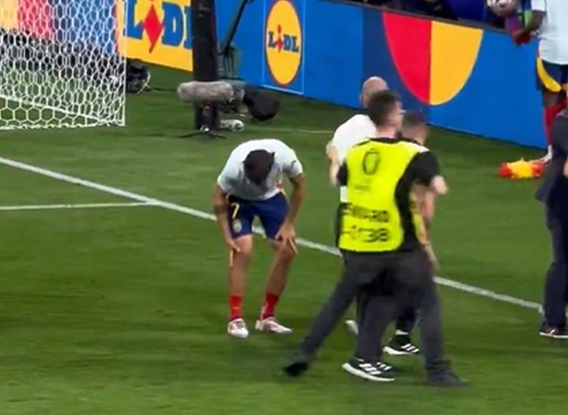 Nenamjerno: Kapitena Španije povrijedio redar VIDEO