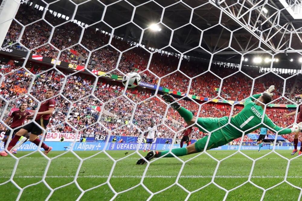 Dešanov “džoker” presudio: Kolo Muani poslao Belgiju kući