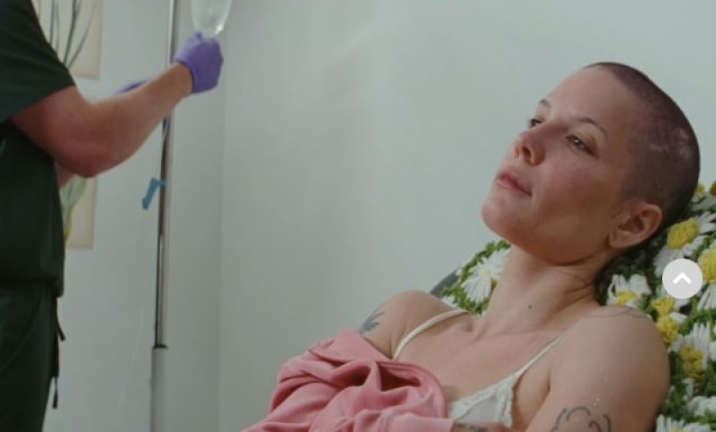 Poznata pjevačica (29) se bori sa dvije veoma teške bolesti: Srećna sam što sam uopšte živa