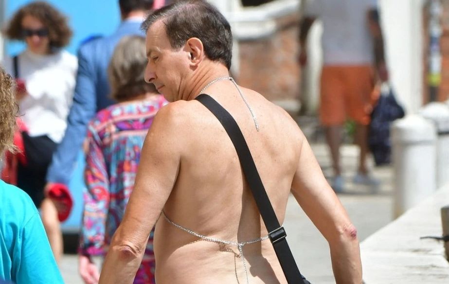 Neka nova moda?! Kako to misliš tanga bikini je samo za žene? FOTO