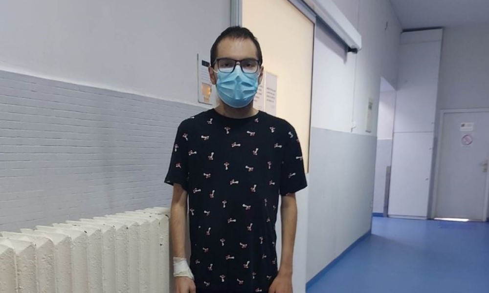 Nikola dobio novo srce prije 15 mjeseci, a sad priprema svadbu: Pozivnicu poslao svima sa Klinike