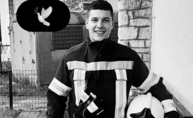 Tuga do neba! Potresan oproštaj vatrogasaca od mladog kolege koji je poginuo u udesu FOTO