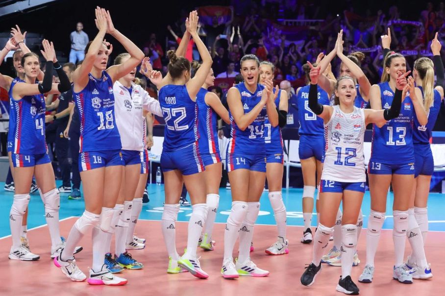 Jedine preostale nade Srbije: Košarkaši i odbojkašice danas se bore za polufinale