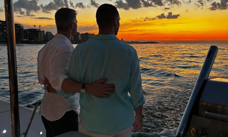 Šumaher šokirao svijet: Priznao da je homoseksualac i objavio fotografiju sa dečkom