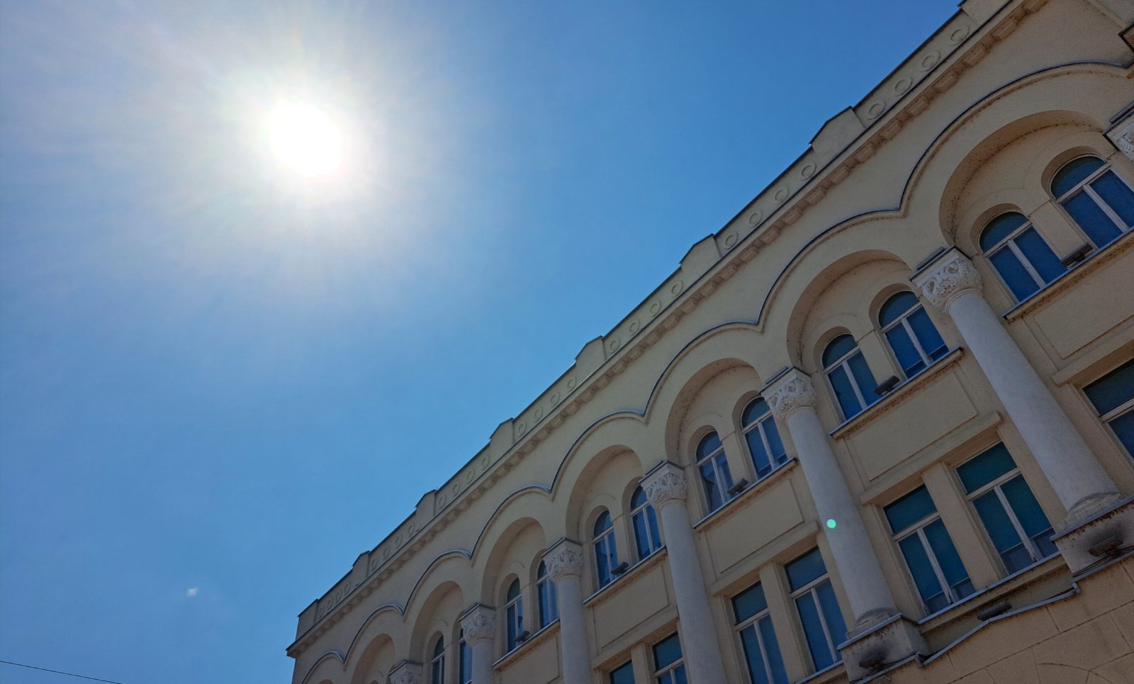 Mogući i kratkotrajni pljuskovi s grmljavinom: BiH čeka još jedan vreo dan