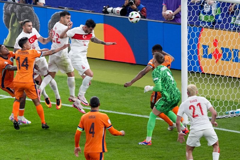 Turska propustila svoje šanse, Holandija je posljednji polufinalista