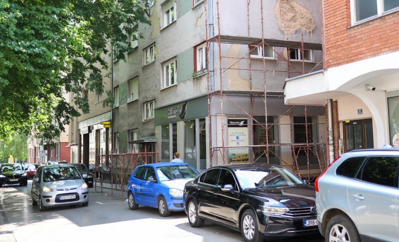 Obnavlja se fasada još jedne stambene zgrade u Banjaluci: “Ulažemo u budućnost”