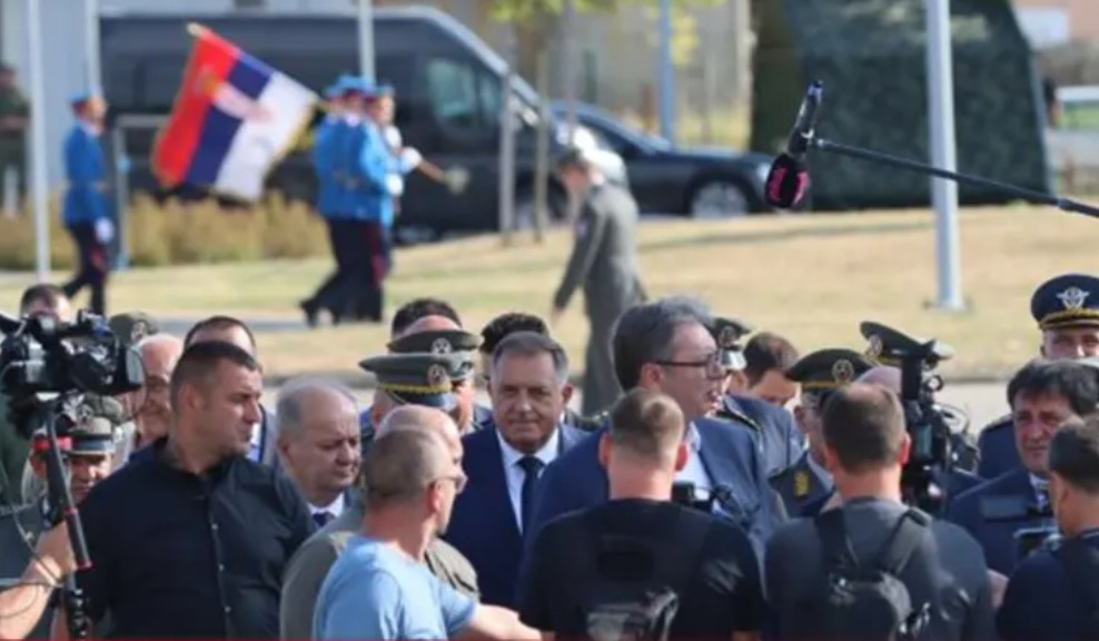 Dodik i Vučić u Loznici: Obišli kasarnu “Podnarednik Momčilo Gavrić”