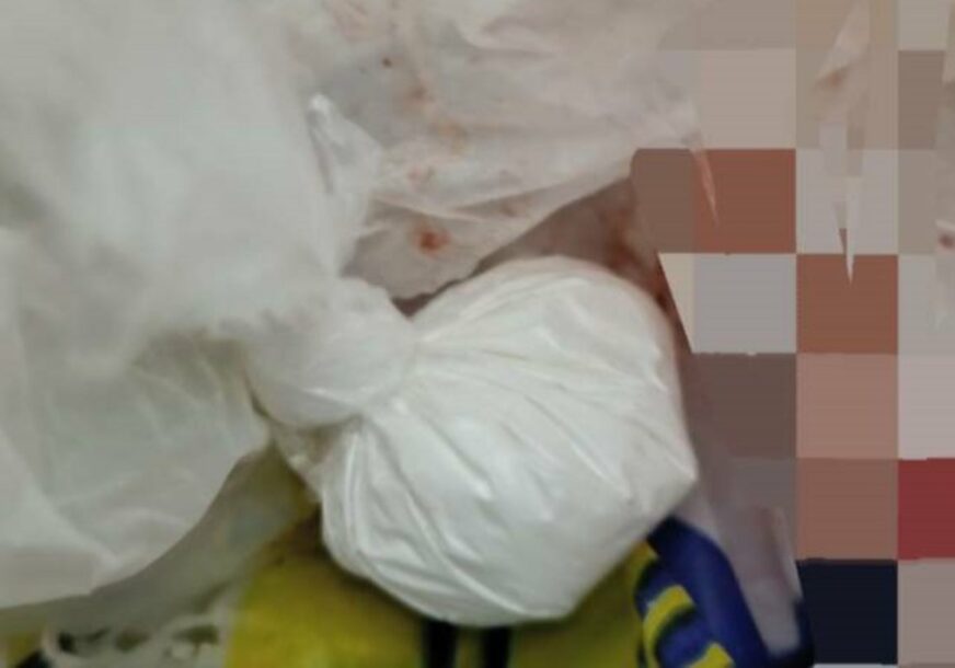 Policija pretresla objekte: Od Dobojlije oduzeta droga FOTO