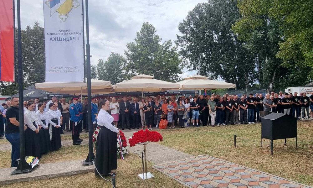 Položeni vijenci u čast palih boraca: Obilježen dan odbrane Gradiške od hrvatske agresije
