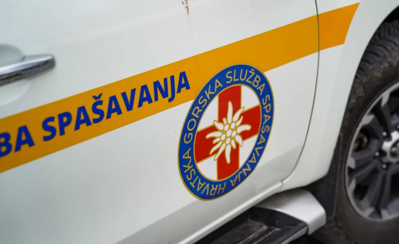 Akcija HGSS na Pelješcu: Spasena četiri strana državljanina