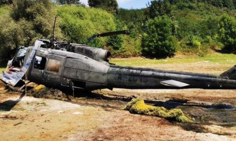 Isplivala fotografija: Evo kako izgleda helikopter OS BiH nakon izvlačenja iz jezera VIDEO