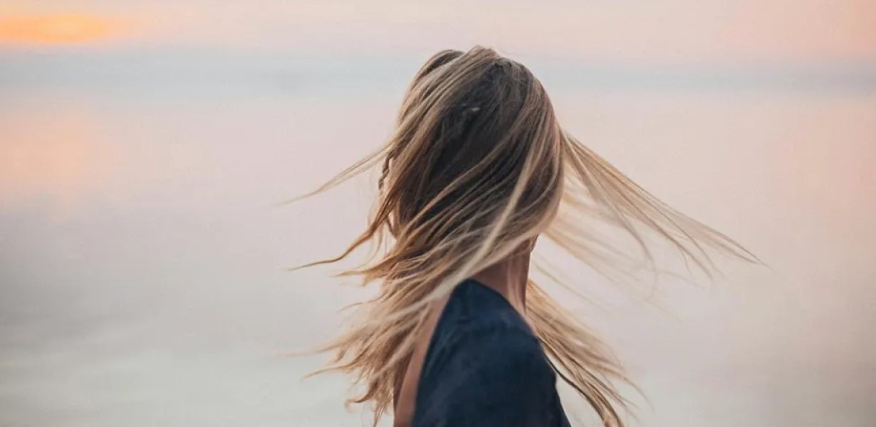 Kosa vam pojačano opada: Odmah prestanite konzumirati ove dvije vrste pića