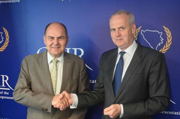 Šmit se sastao sa delegacijom NATO-a: Bezbjednosna situacija u BiH stabilna, neophodan oprez