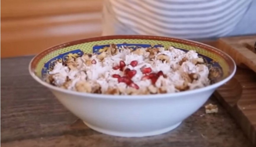 Recept dana: Salata sa narom i piletinom