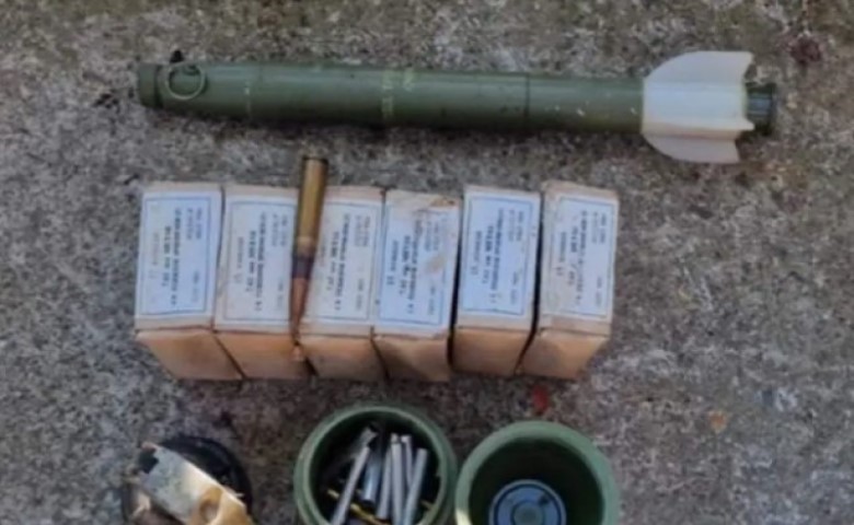 Policija ekspresno reagovala: U akciji “Uno” otkriveni eksploziv, bomba i puške FOTO