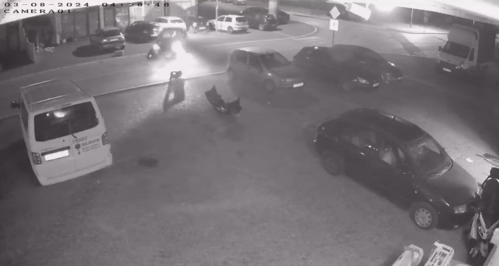 Objavljen snimak haosa: Pijan automobilom oštetio osam vozila i četiri izloga VIDEO