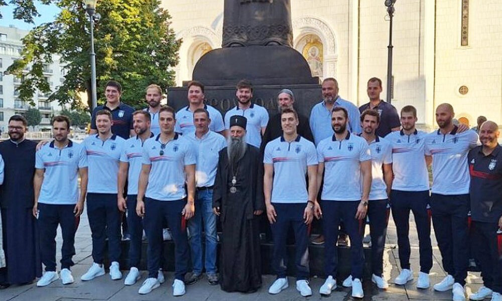 Nakon osvojenog zlata na OI: Vaterpolisti Srbije kod patrijarha Porfirija FOTO
