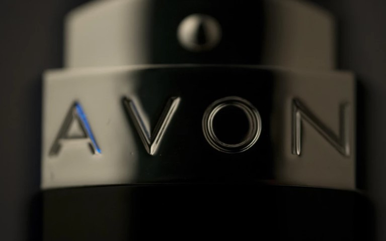 Nakon što se suočio s nizom tužbi: Avon podnio zahtjev za stečaj