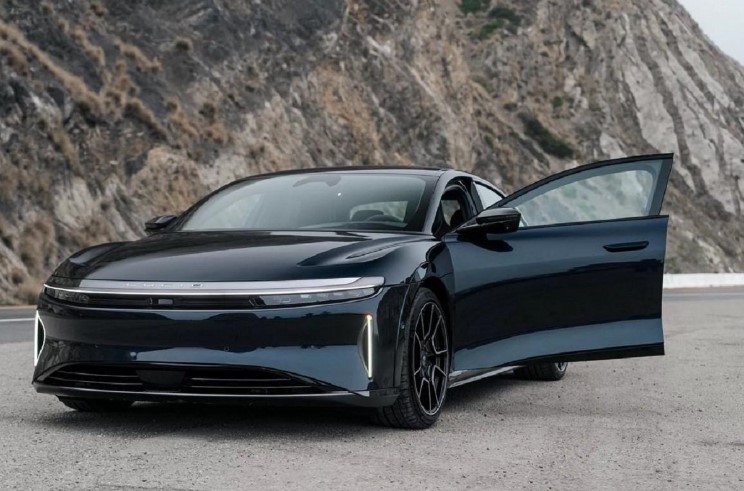 Otporan na metke: Ovo je najbrži blindirani automobil na svijetu