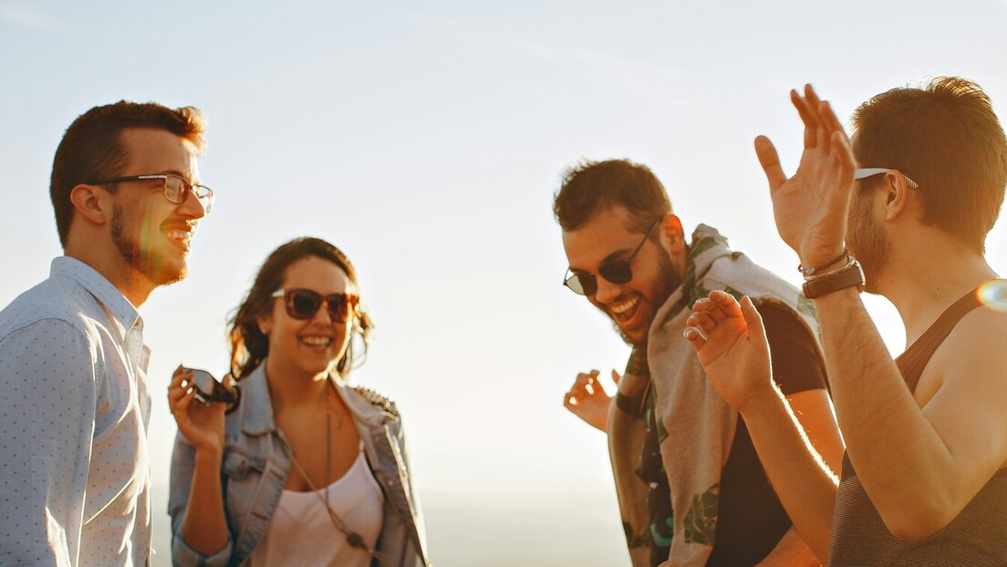 Oni vole društvo:  Samoća im je kao kazna, a tišina ih umara