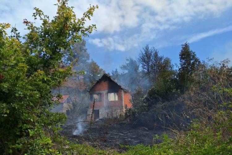 Ugašen požar: Izgorjela kuća srpskog povratnika