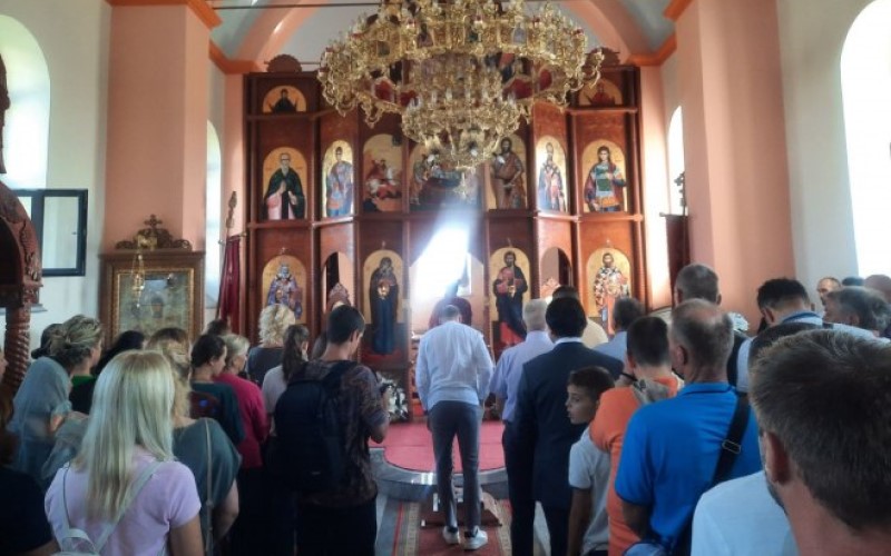 Nastavak programa 59. “Kočićevog zbora”: Počela liturgija u crkvi u Stričićima